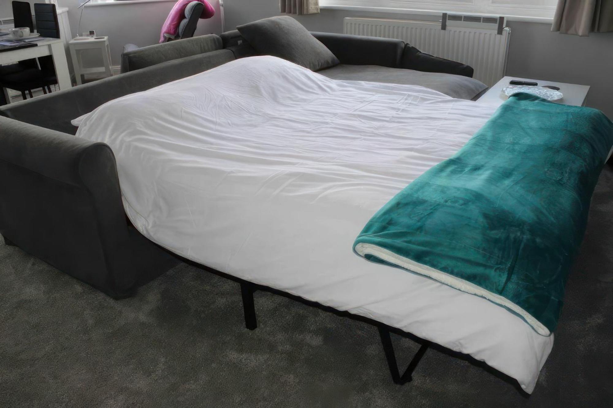 Lovely 2 Bed 2 Bath Flat With Free Parking Poole Zewnętrze zdjęcie