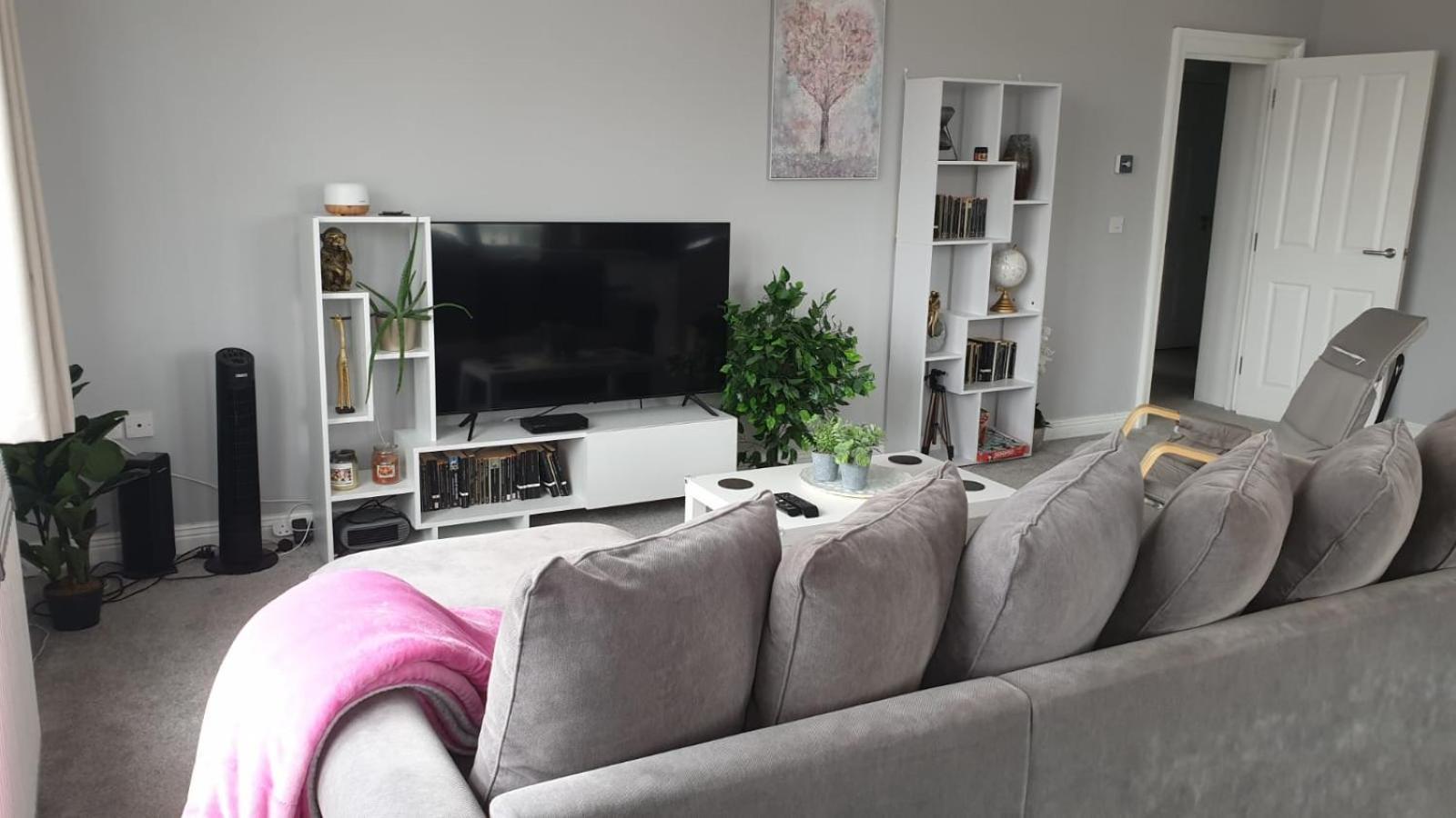 Lovely 2 Bed 2 Bath Flat With Free Parking Poole Zewnętrze zdjęcie